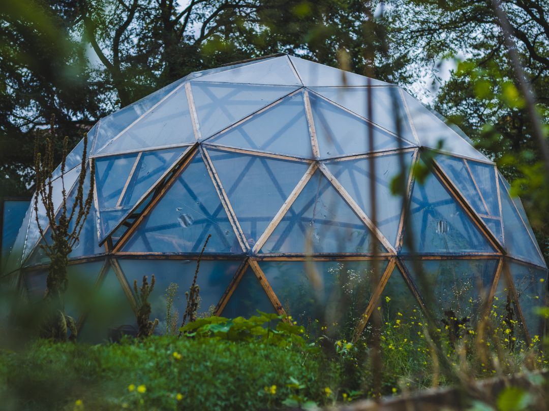 Szklarnia kopułowa